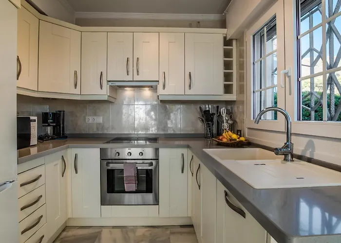 Olivos With Heated Pool Villa