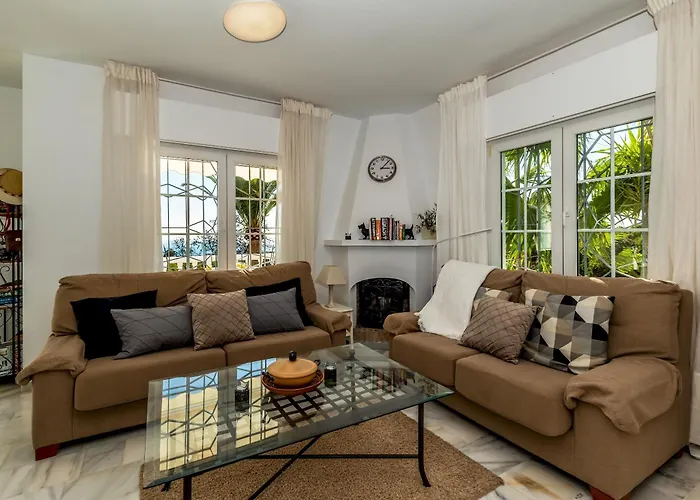 Olivos With Heated Pool Villa *