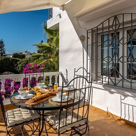 Olivos With Heated Pool Villa