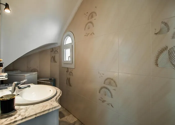 Villa Olivos With Heated Pool *