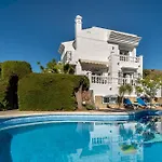 Olivos With Heated Pool Villa *