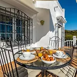 Olivos With Heated Pool